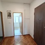Novi Prostrani U Strogom Centru Pule Apartman *