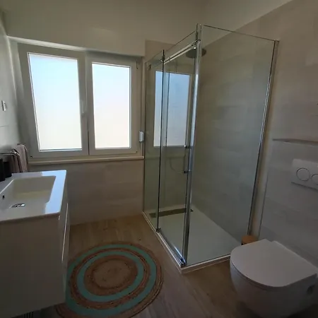 Novi Prostrani U Strogom Centru Pule *